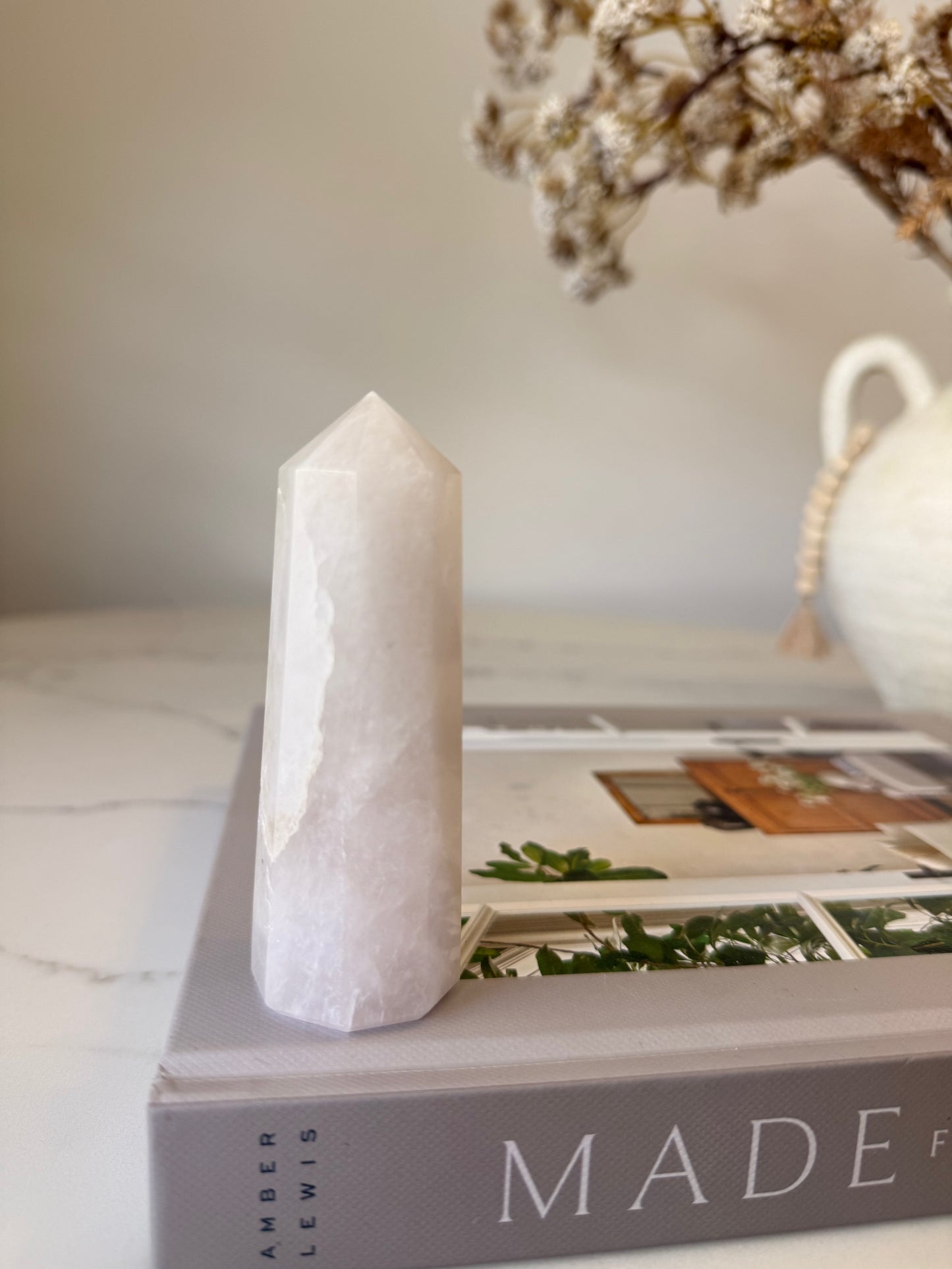 Milky Quartz Tower with Natural Veil – 150g
