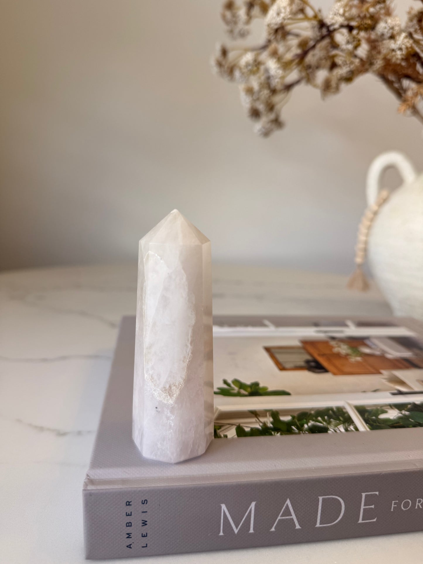 Milky Quartz Tower with Natural Veil – 150g