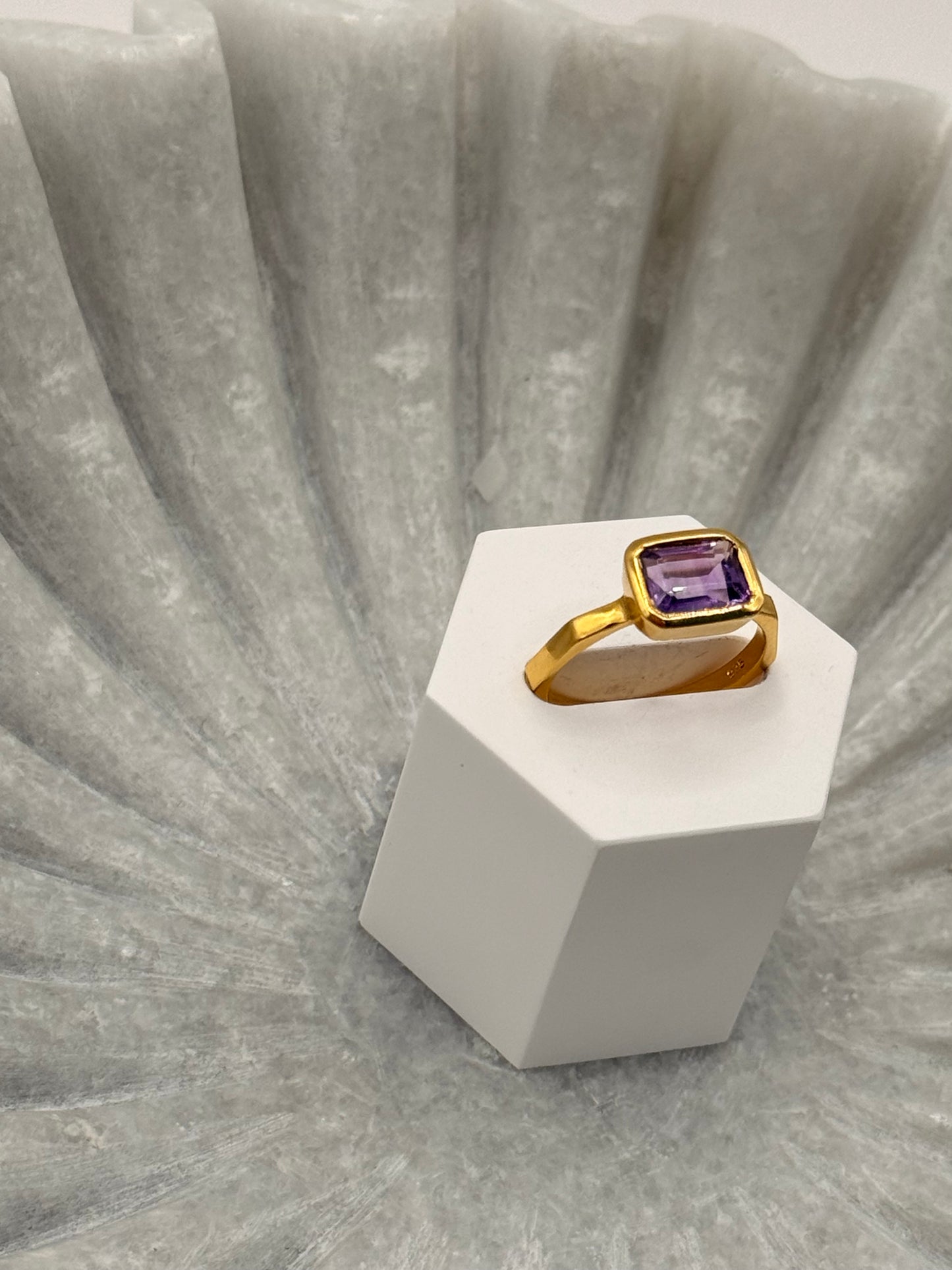 Gold Plated Amethyst Baguette Ring – Geometric Band – Size 7