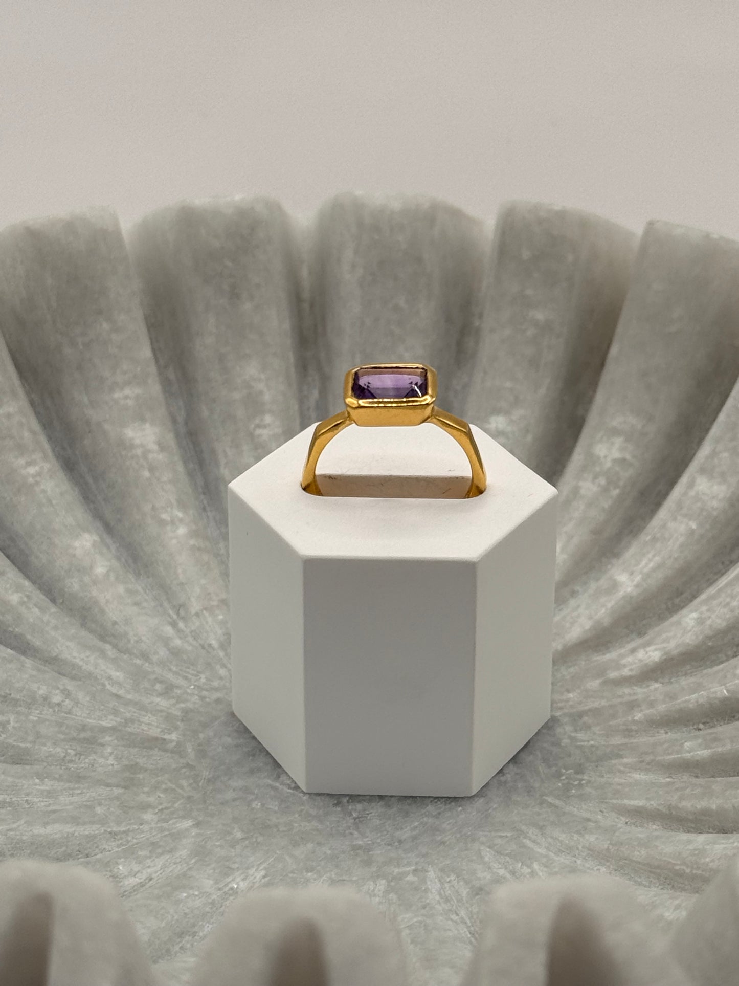 Gold Plated Amethyst Baguette Ring – Geometric Band – Size 7