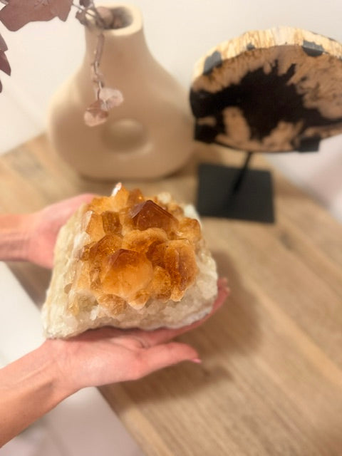 Citrine Cluster – 2.473 kg Statement Crystal