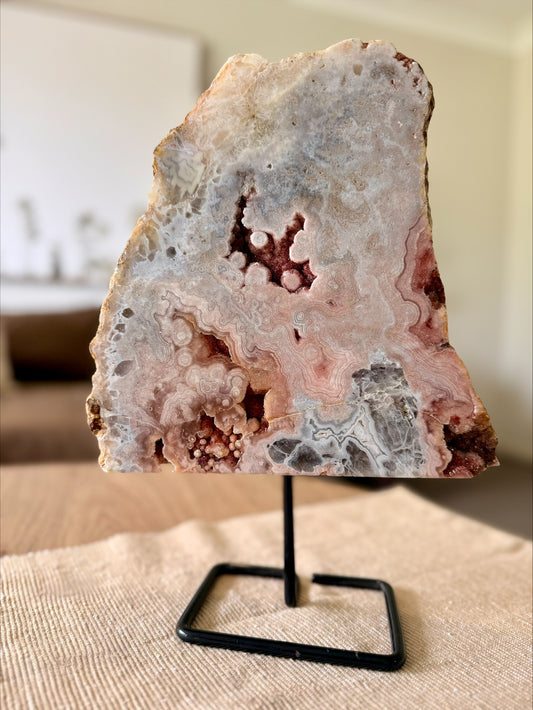 Pink Amethyst Agate Statement Slab on Stand – 5.2kg